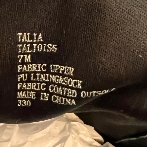 BETSEY JOHNSON Velvet Floral Talia Ankle Booties—SZ. 7 - Picture 10 of 11